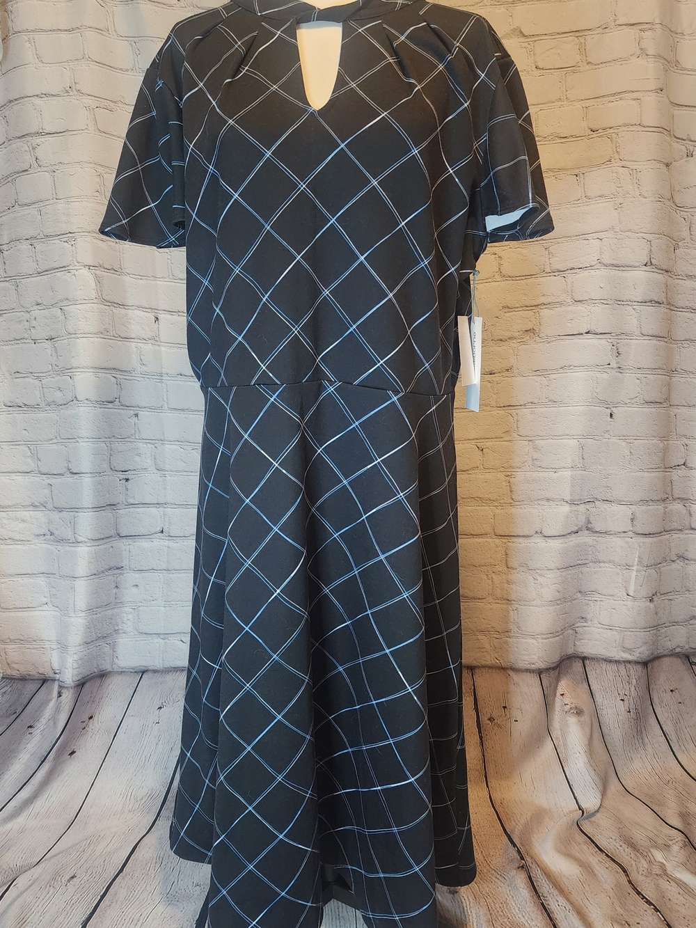 Black Plaid Short-Sleeve A-Line Dress with Keyhole Neck
